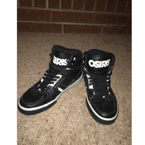 Men’s OSIRIS high top shoes, size 8.5